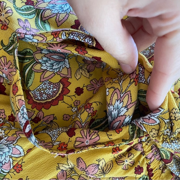 Anthropologie Sanctuary Romper Size Large Yellow Sunrays Button Front Floral - Picture 11 of 11
